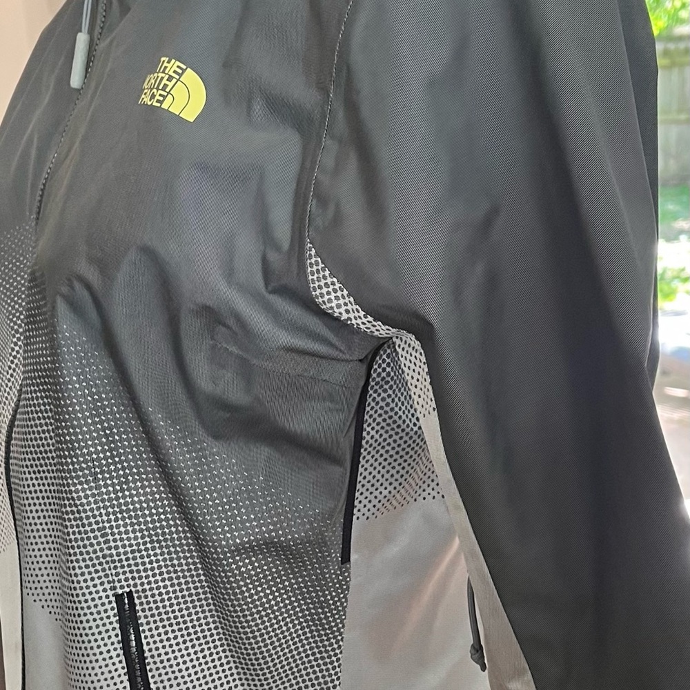 The North Face Gray Ski Jacket Ombré Design